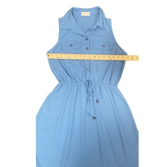Light Blue Sleeveless Button-Up Dress - Picture 3 of 5